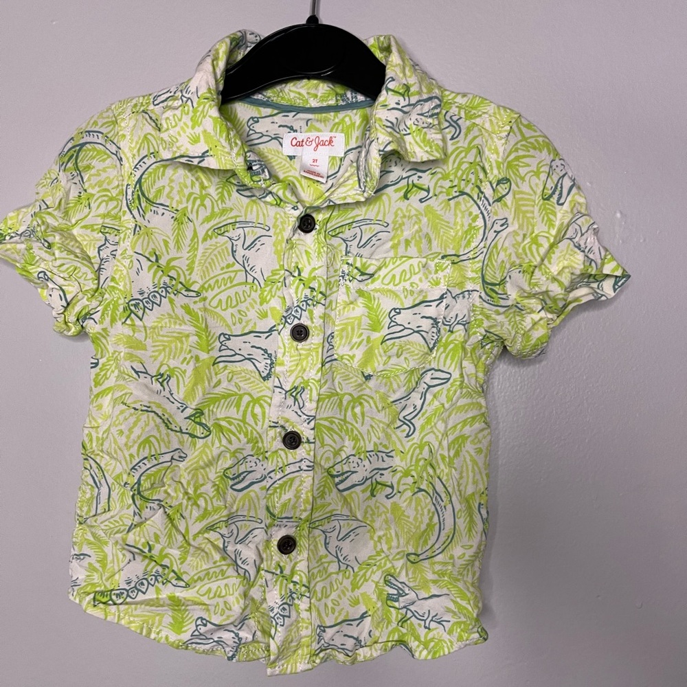 Cat & Jack Green Alligator Print Button Up Boys Size 2T